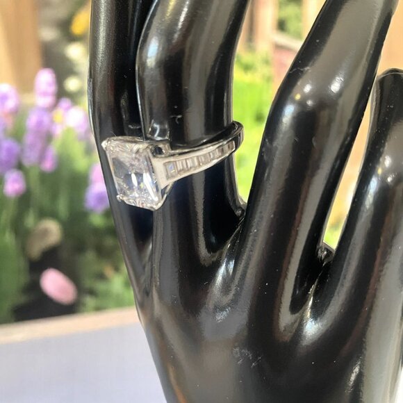Unbranded Jewelry - Sterling Silver Princess Cut CZ Ring Baguette Accent Statement Engagement